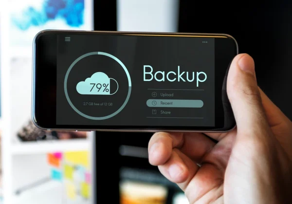 cloud-storage-upload-interface-concept (1) (Copy)